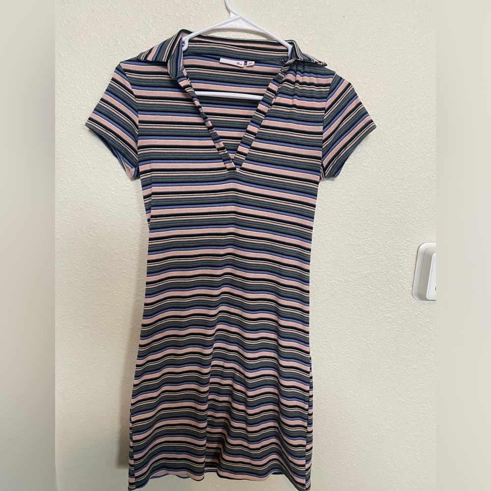 So Casual Dress - Picture 3 of 5